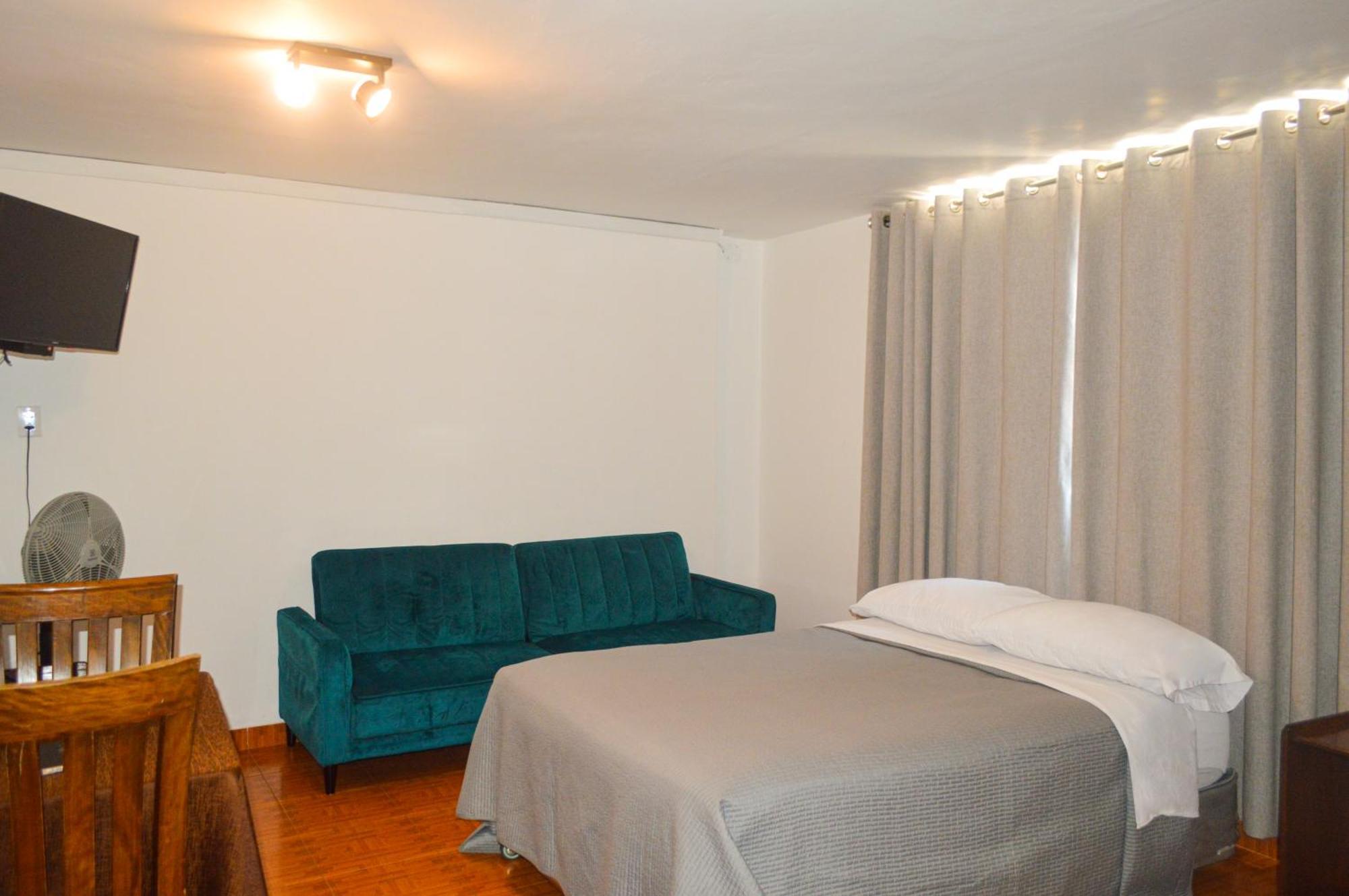 Los Esteros Hostal 万查科 外观 照片